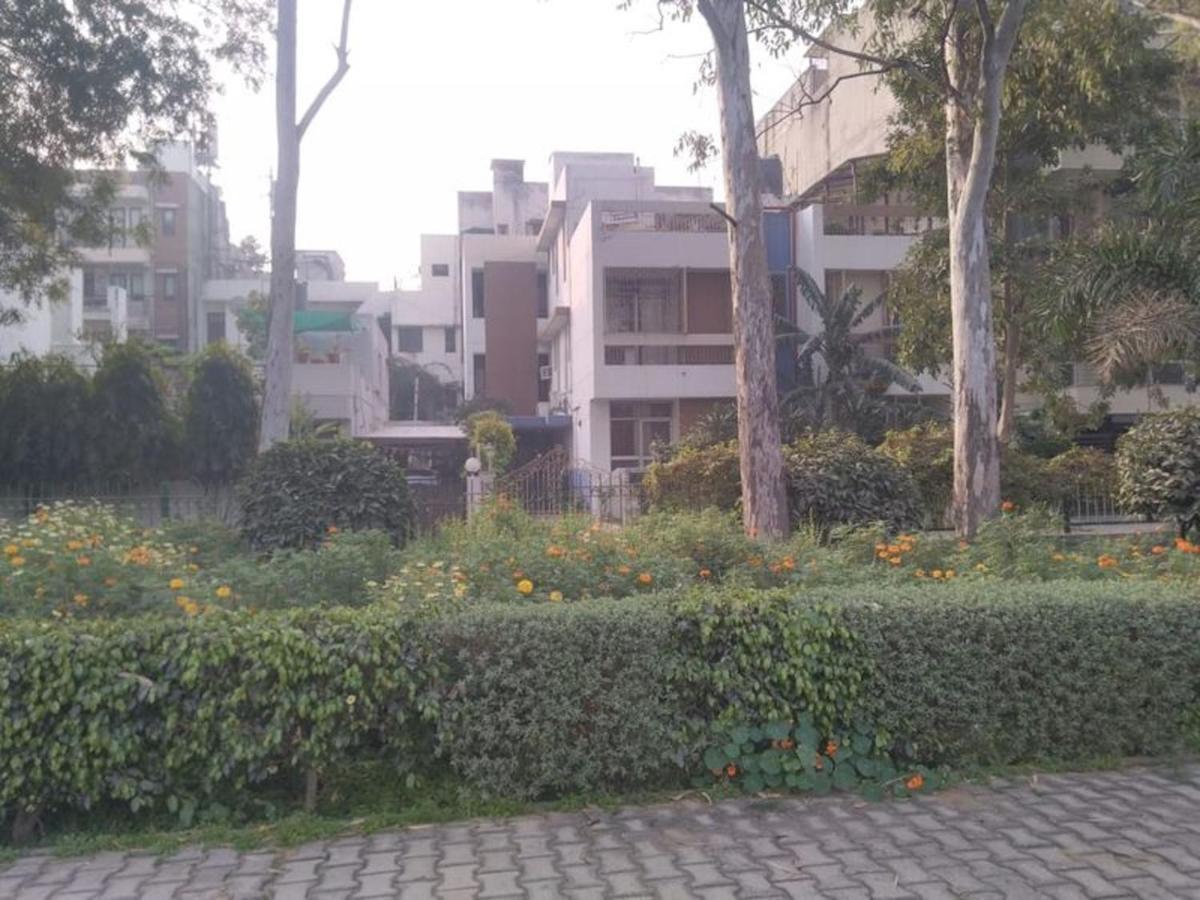In - Boutique In South Delhi Near Aiims,nift,srifort Guest house